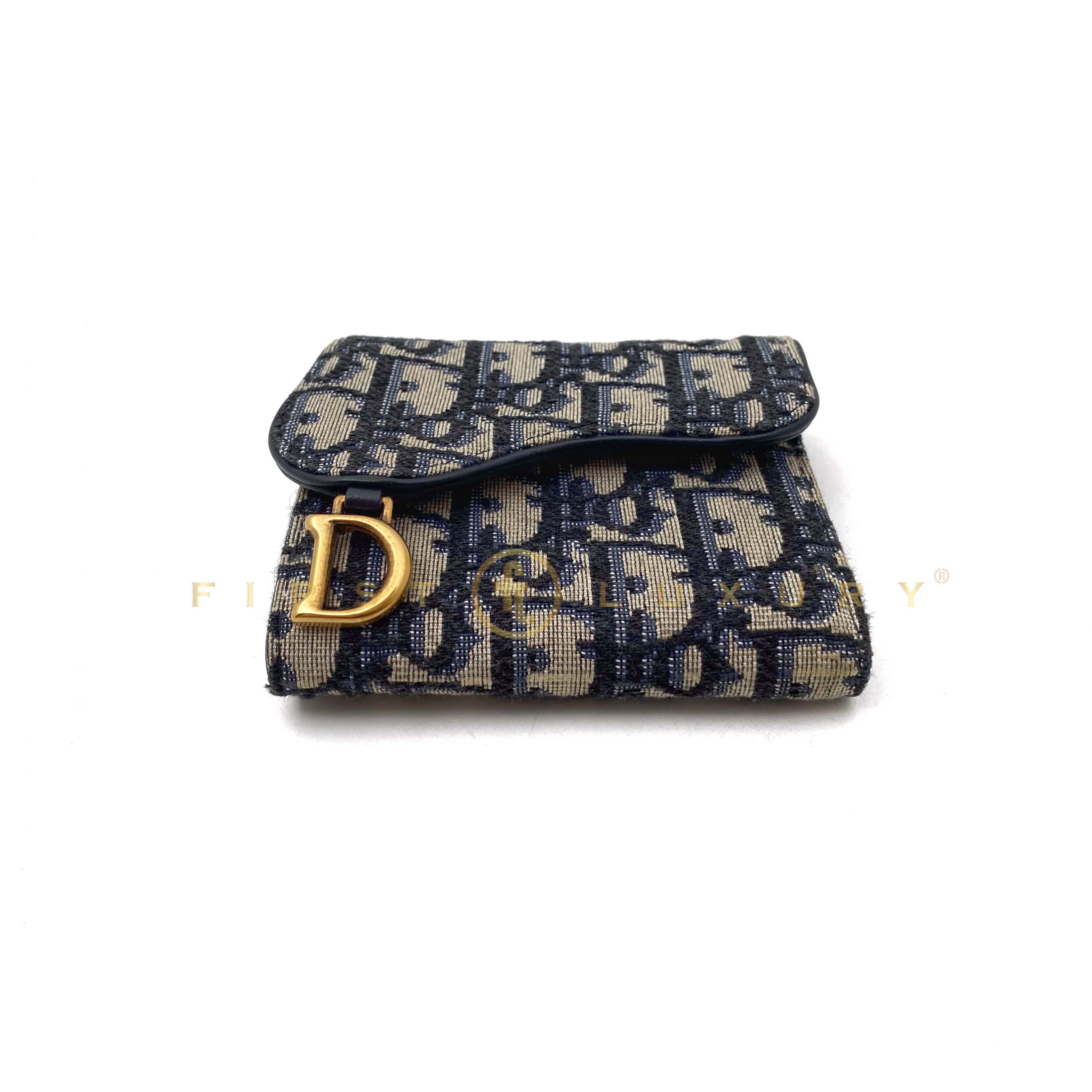 default-img