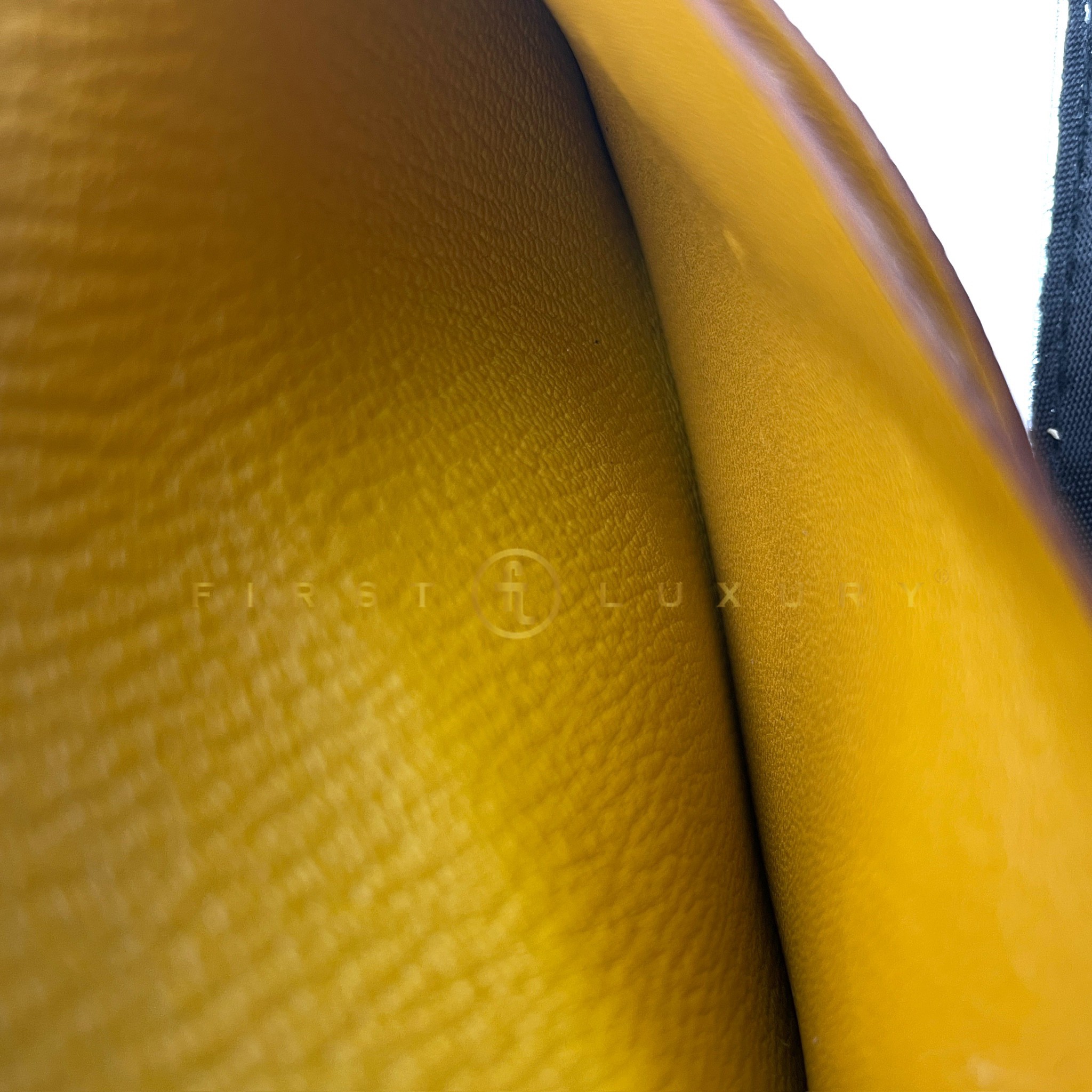 default-img