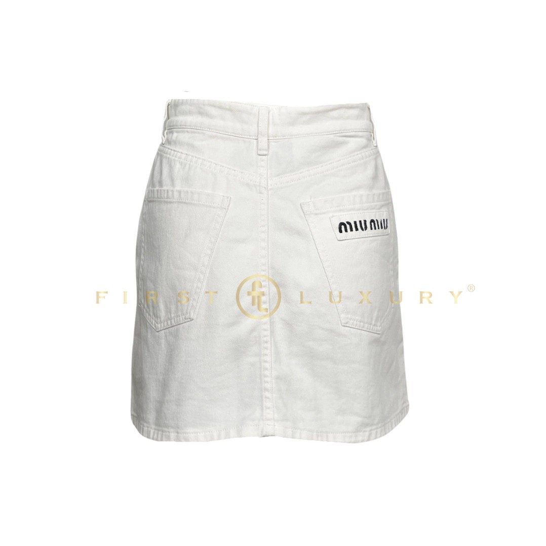 default-img