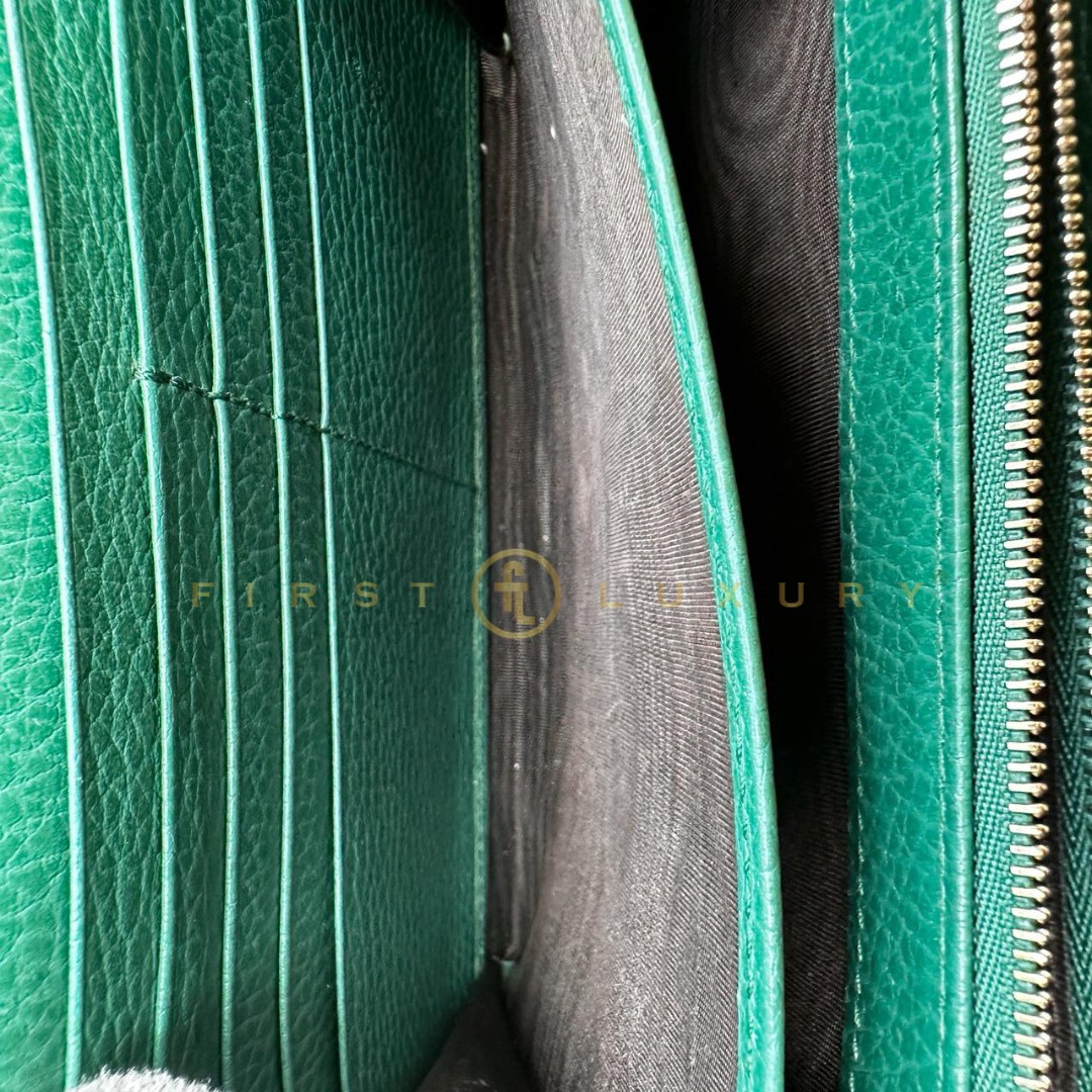default-img
