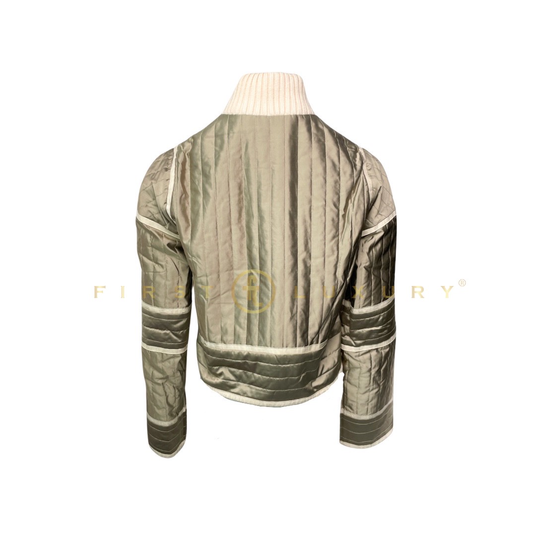 default-img