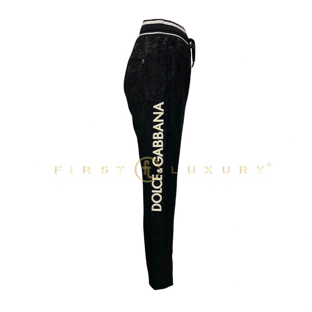 default-img