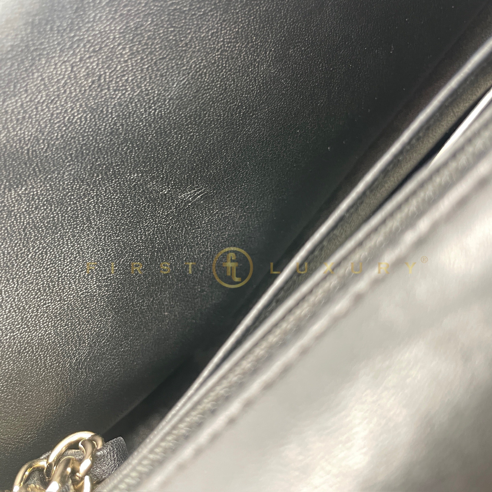 default-img