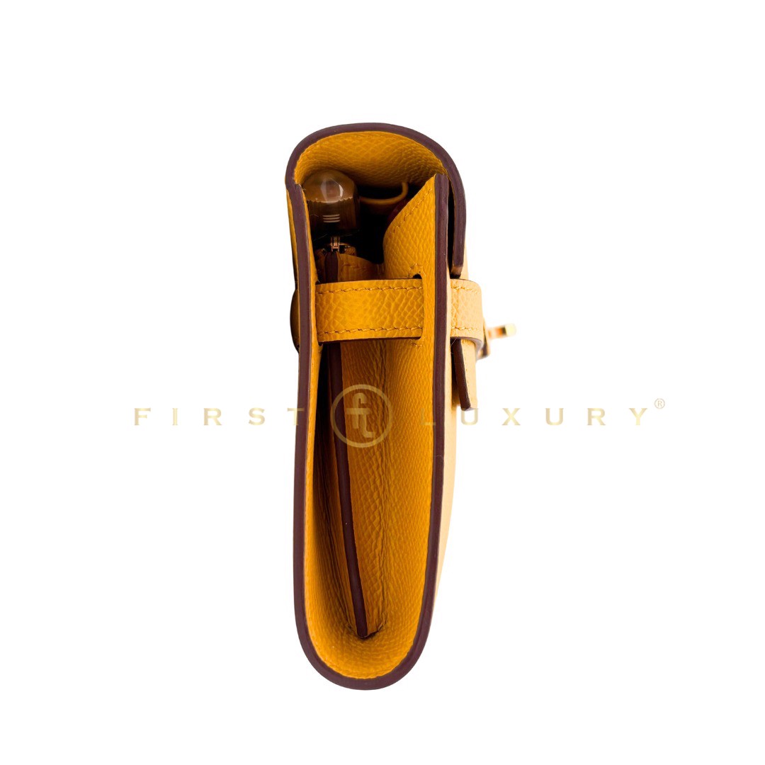 default-img