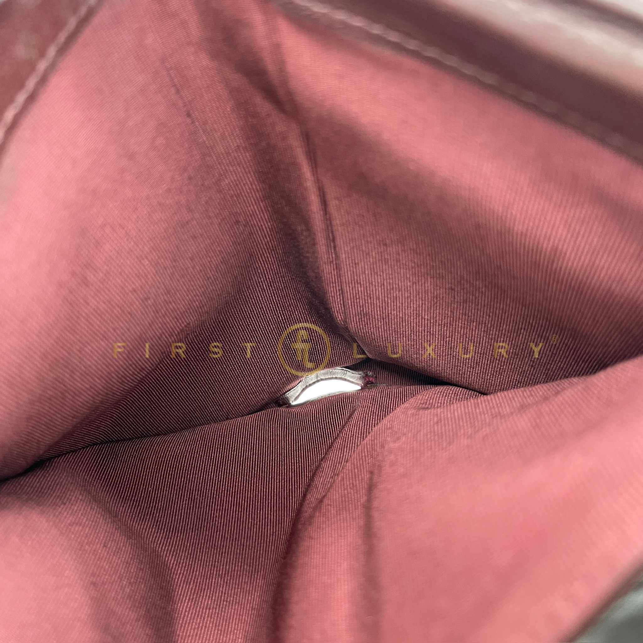 default-img