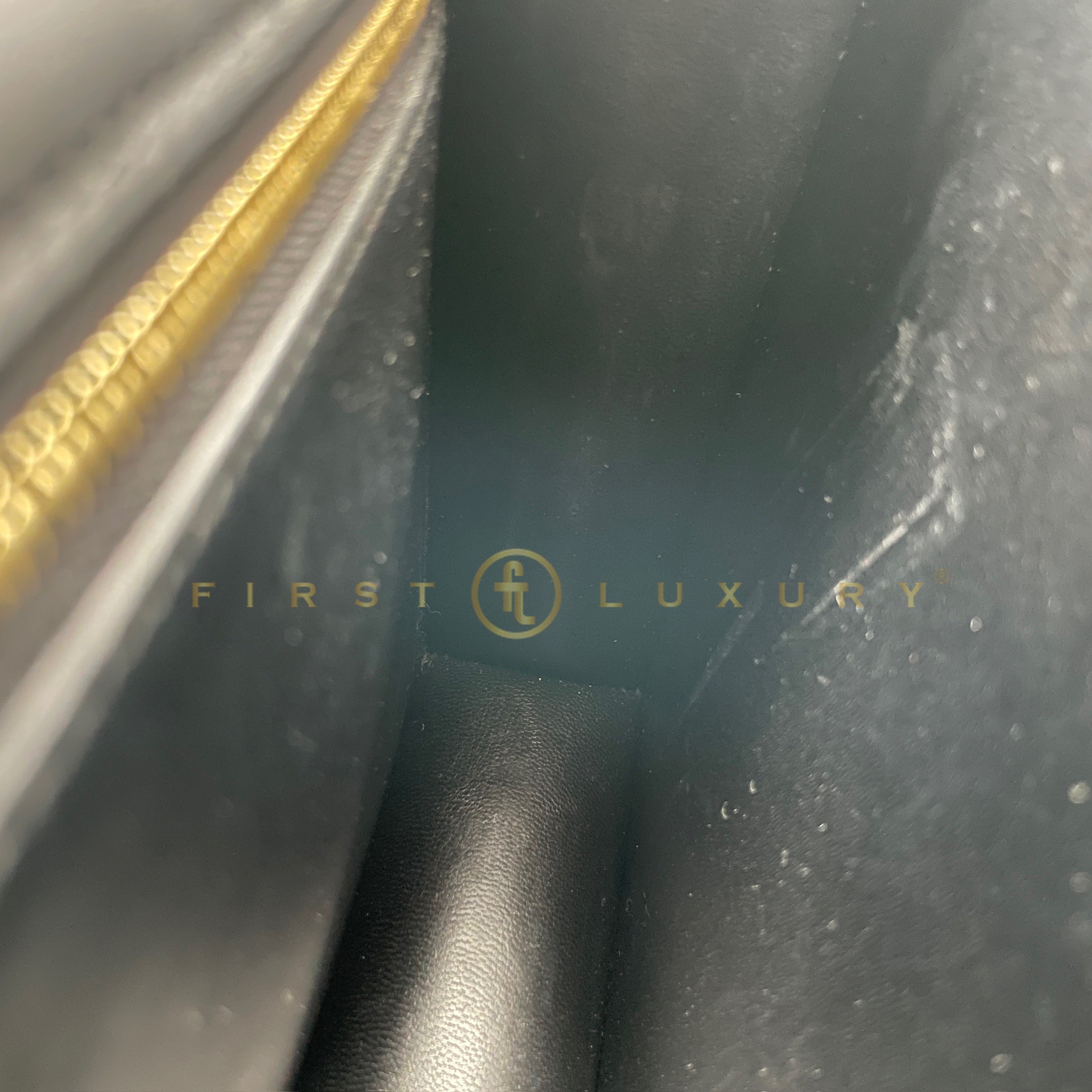 default-img