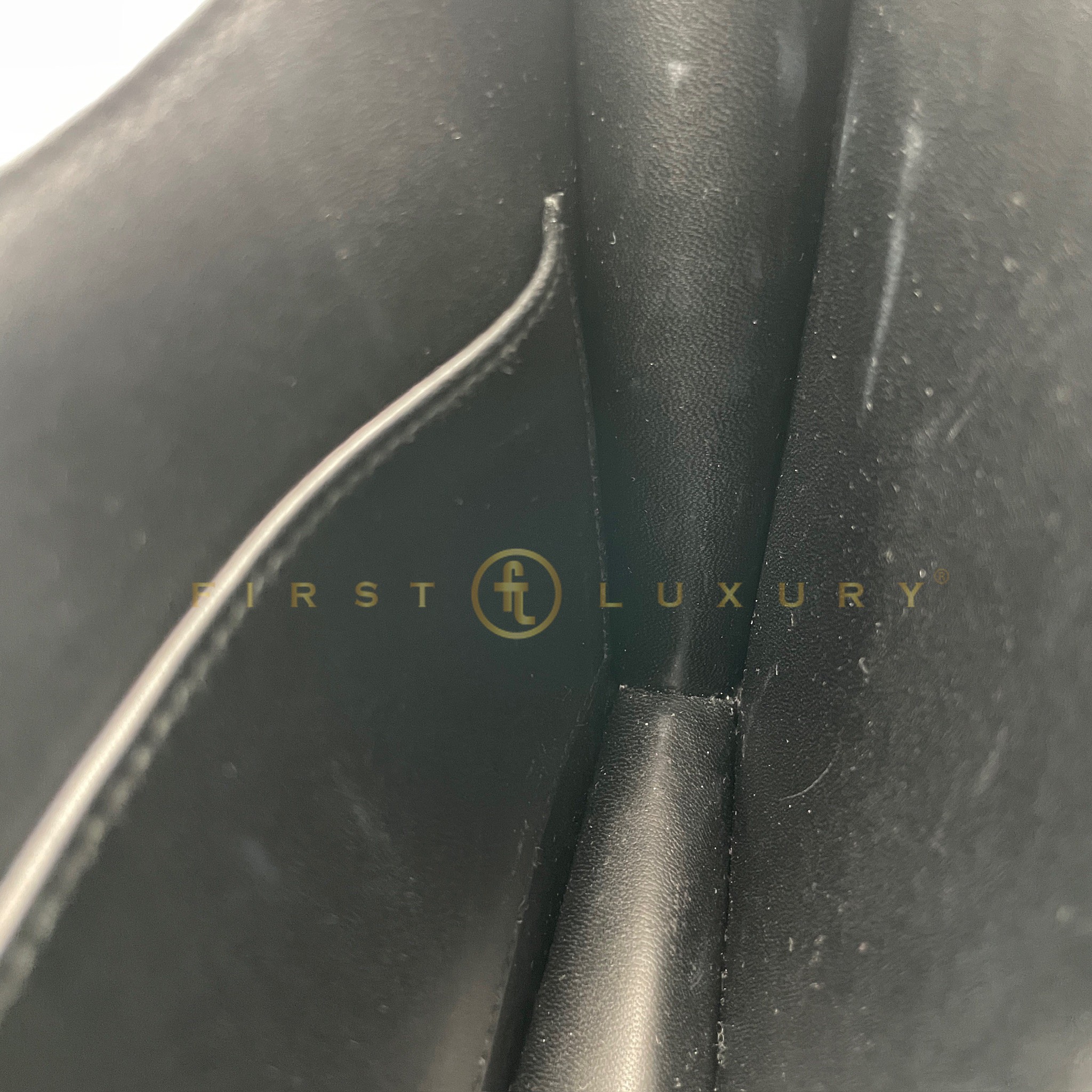 default-img