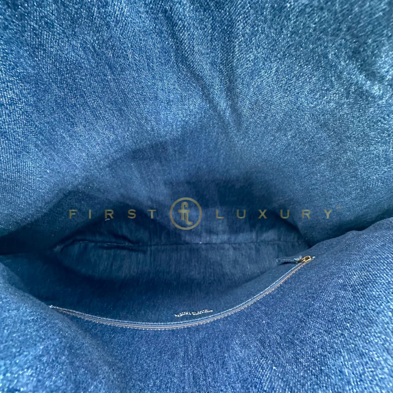default-img