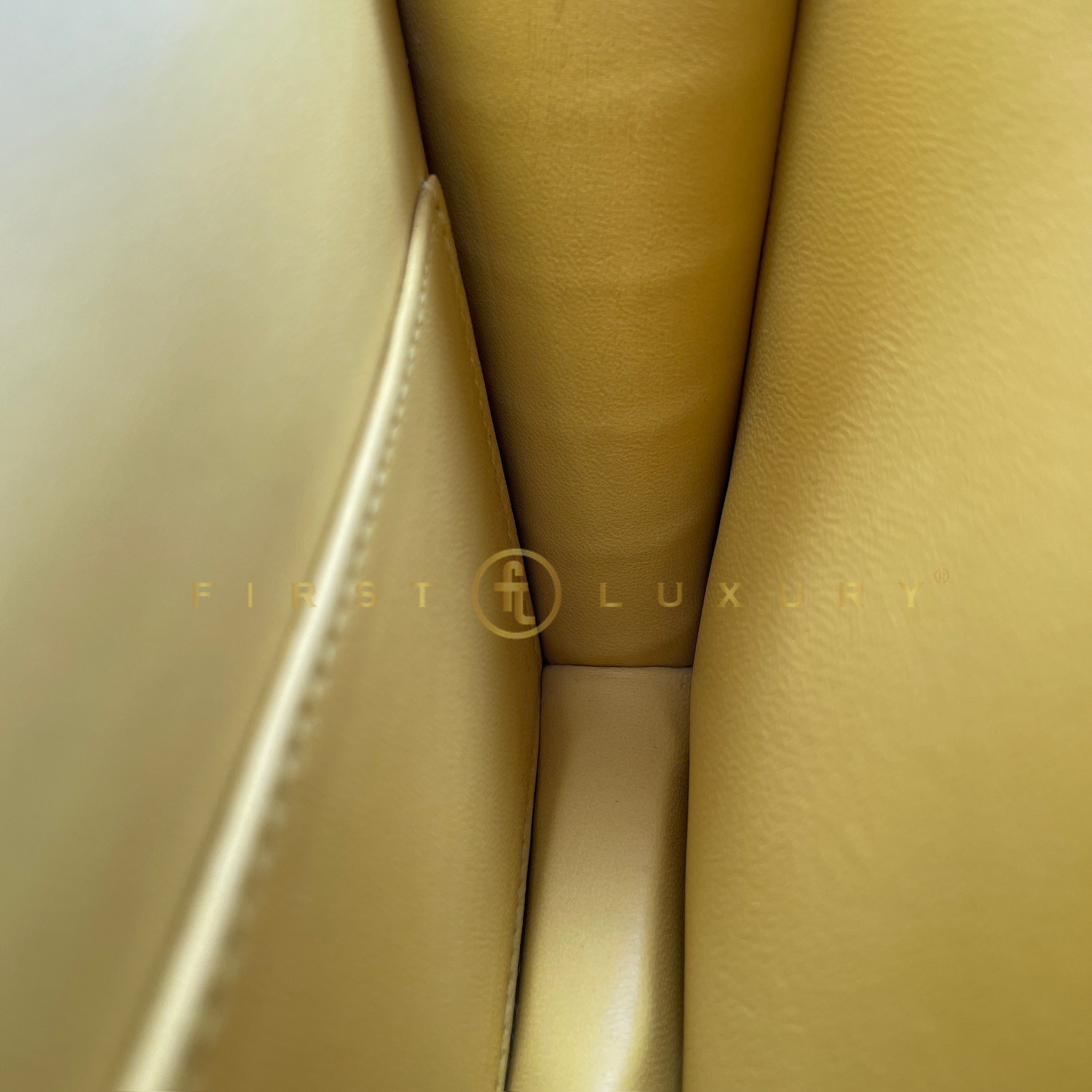 default-img