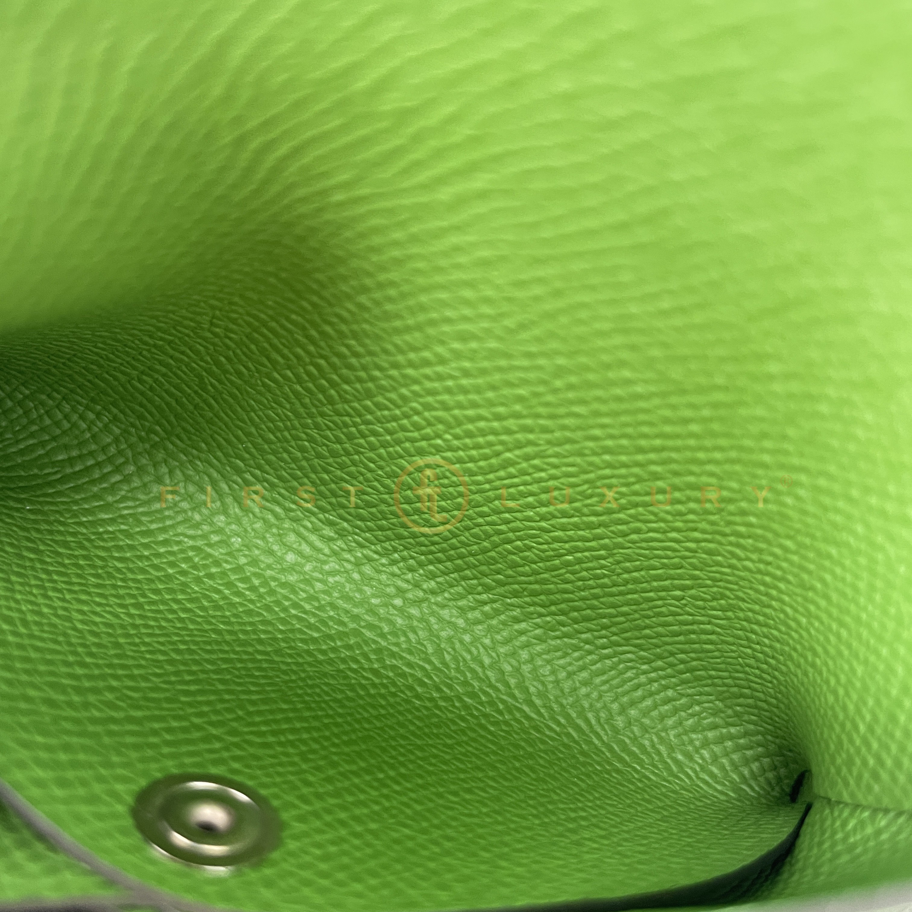 default-img