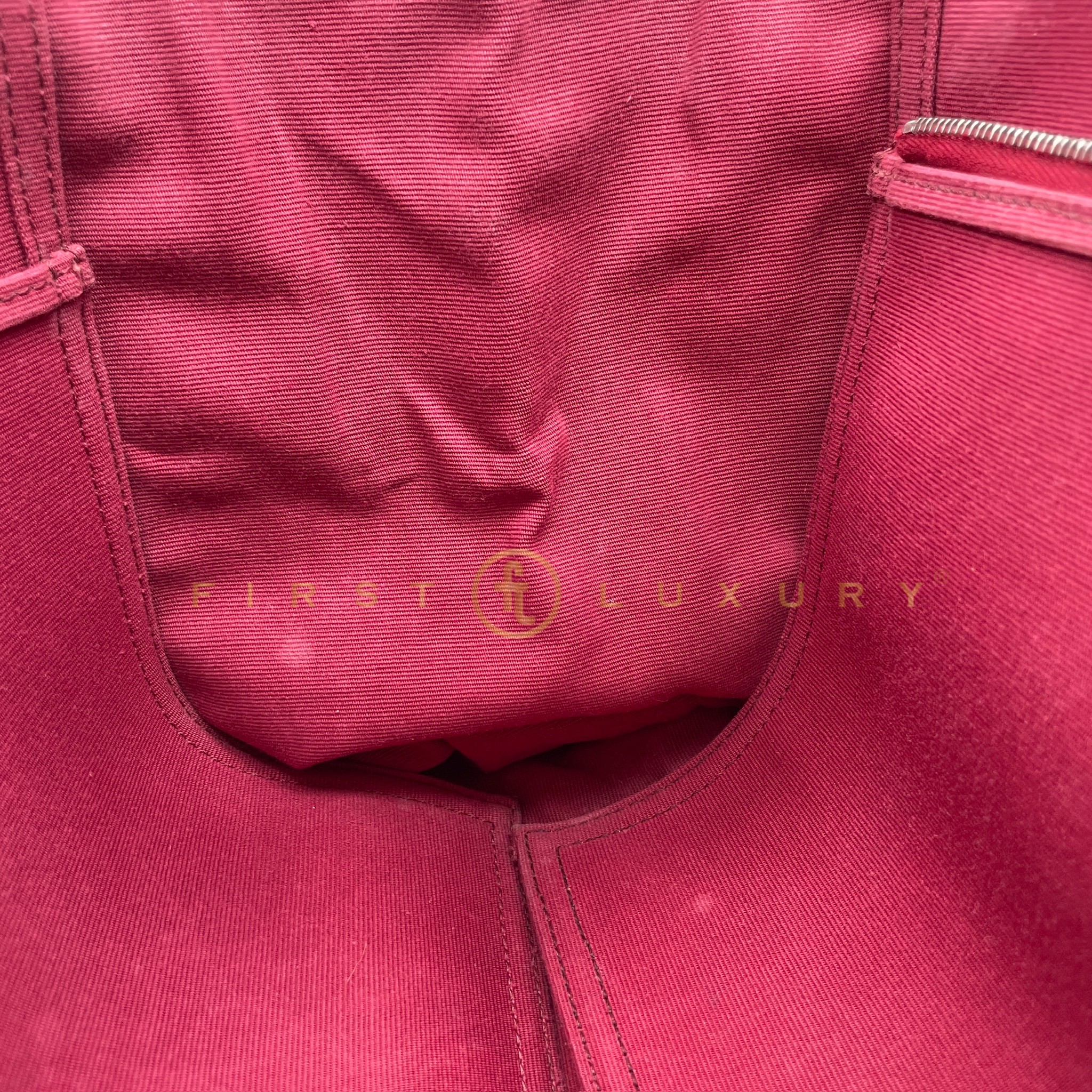 default-img
