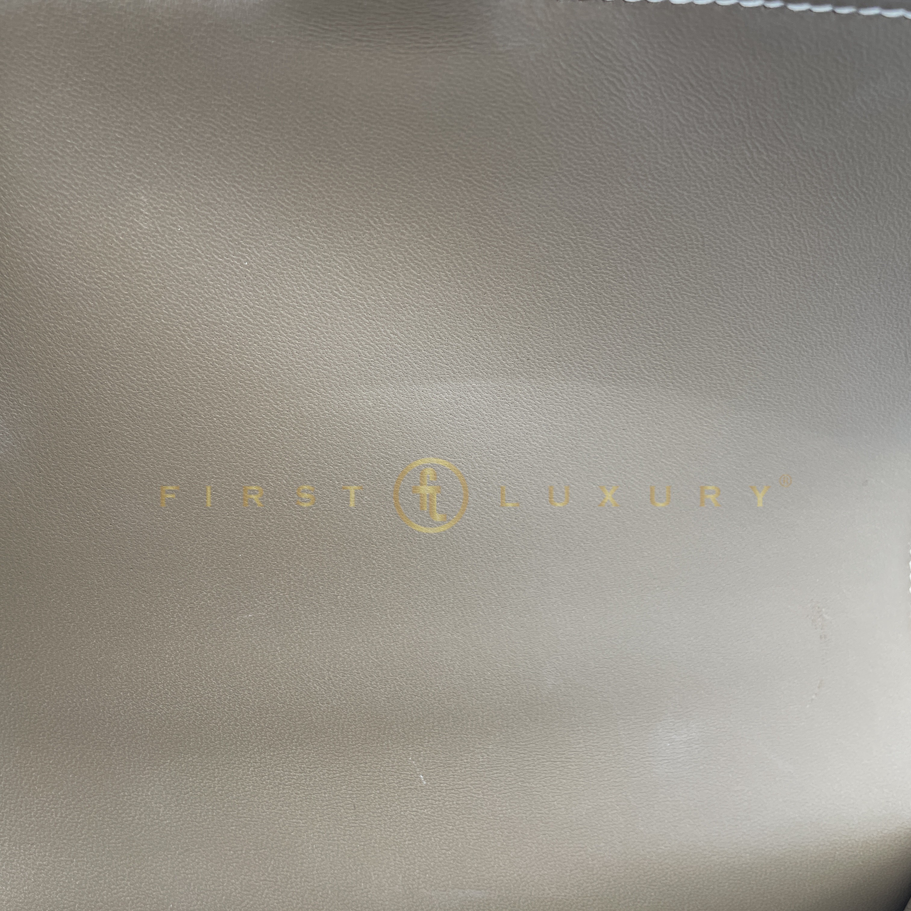 default-img