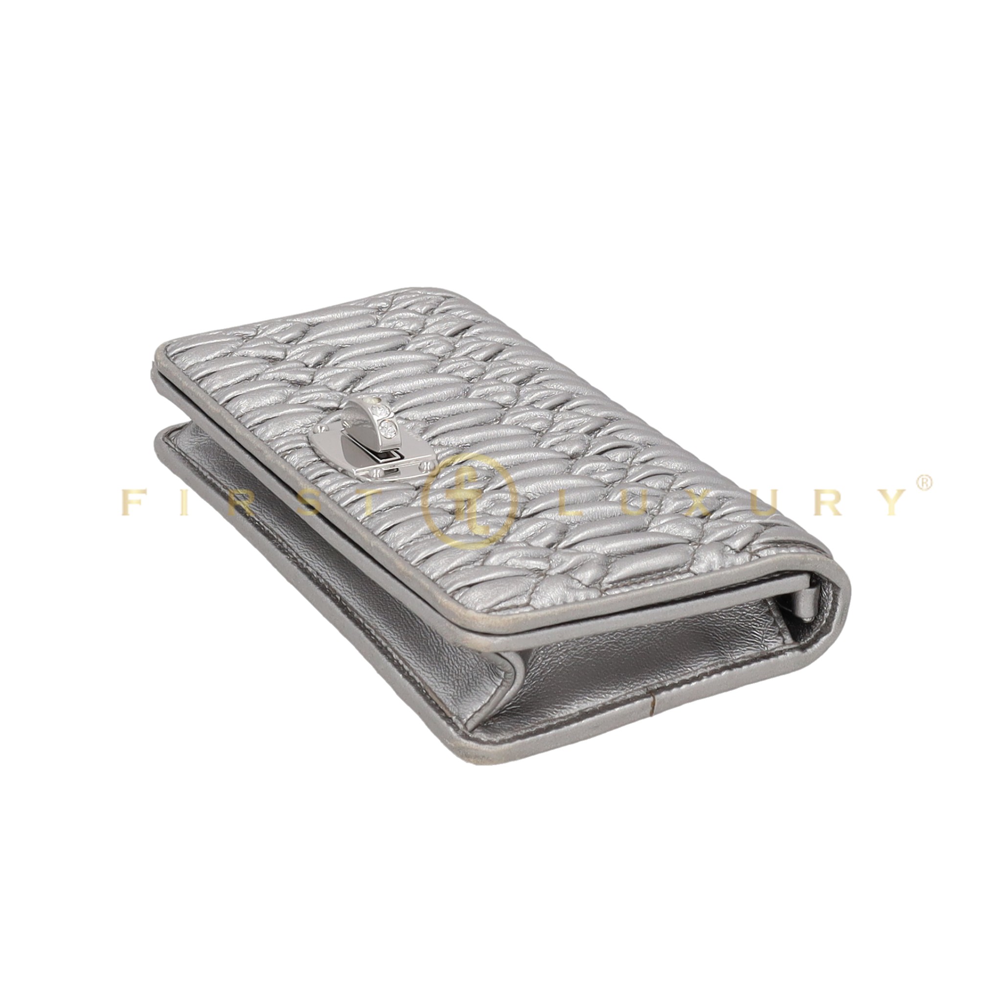 MAHIYA sla Pearl Leather Baby Bag 新品未使用 MAHIYA sla Pearl Leather Baby Bag 新品未使用