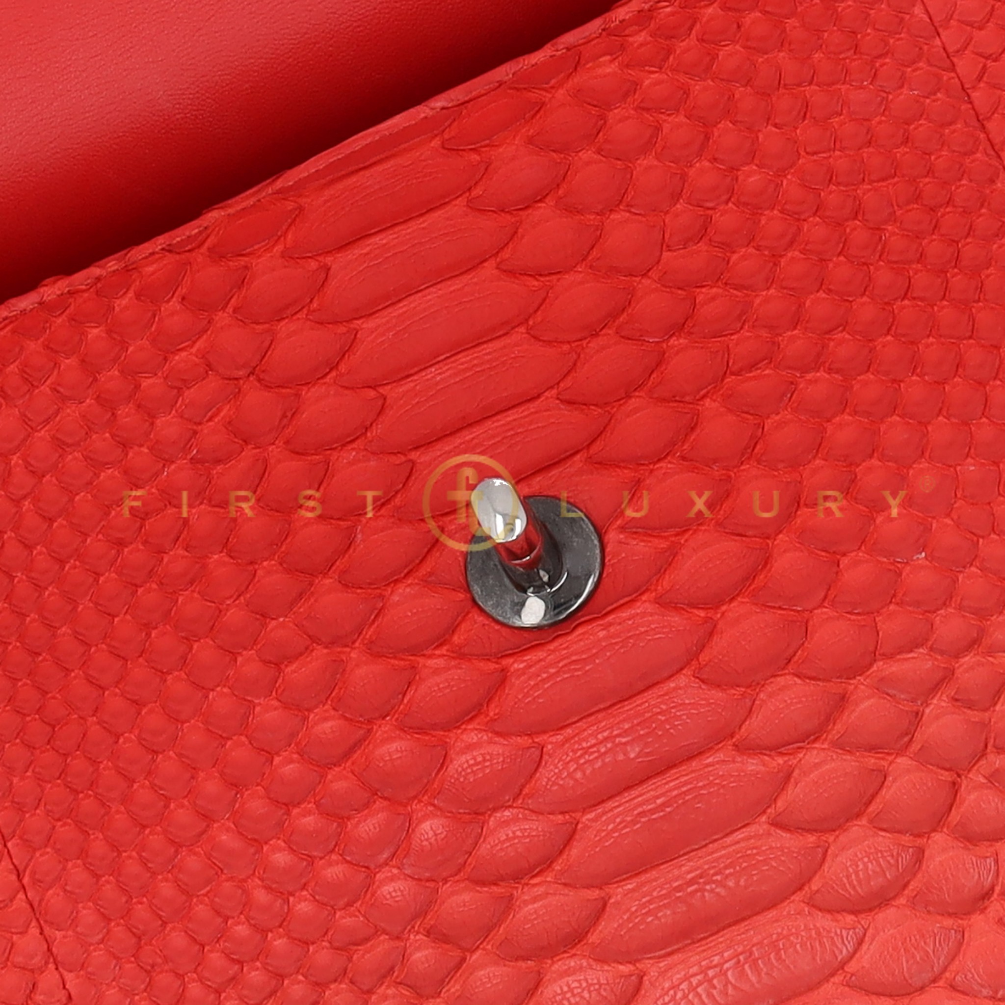 default-img