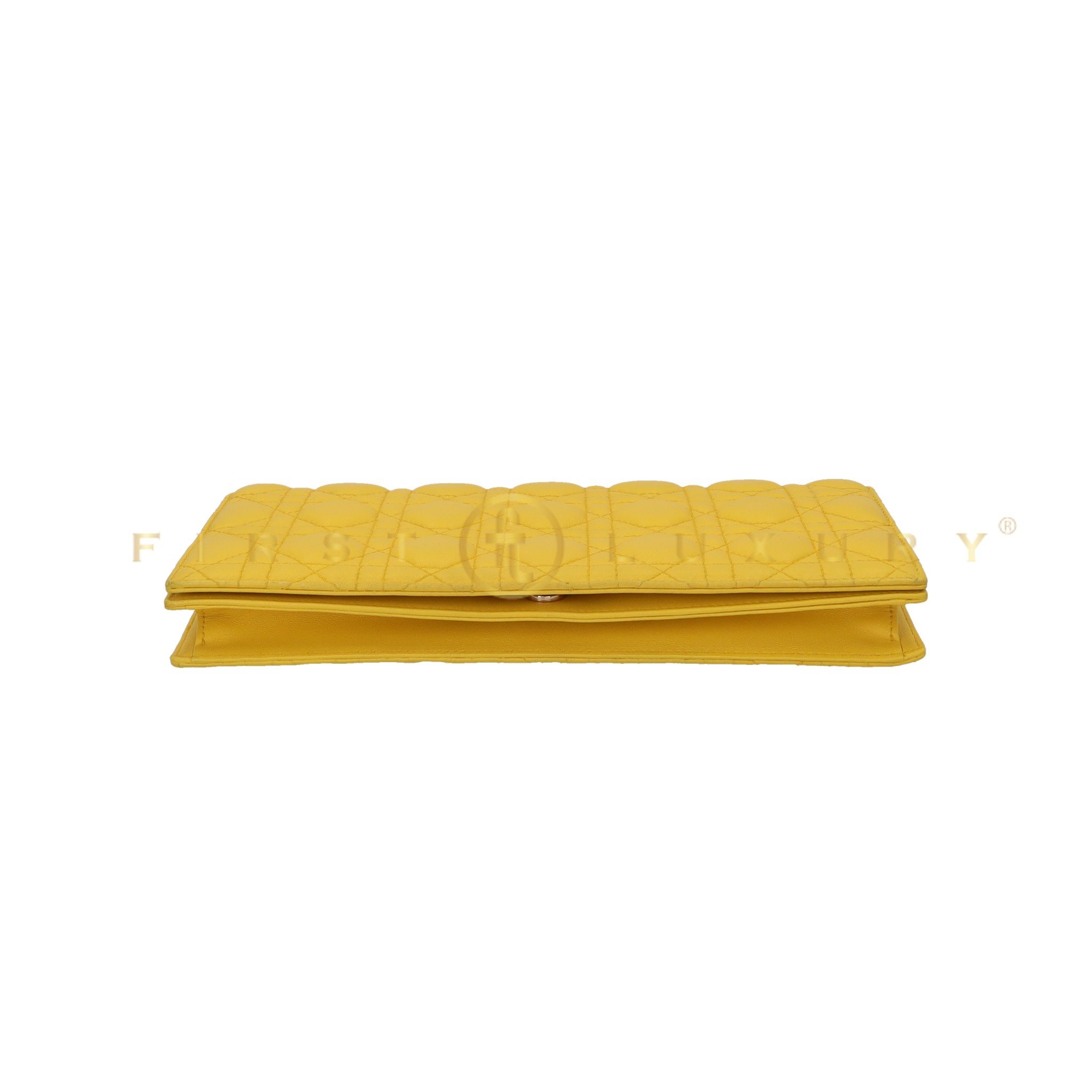 default-img