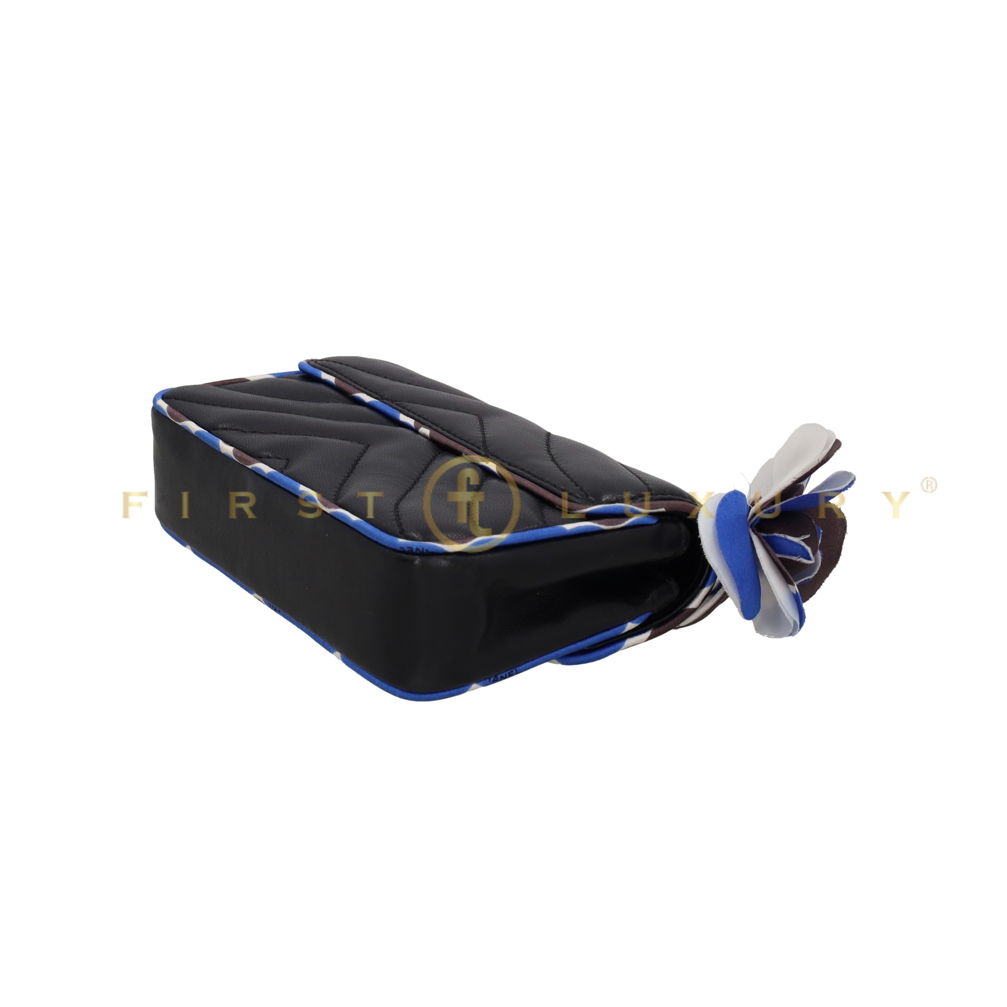 default-img