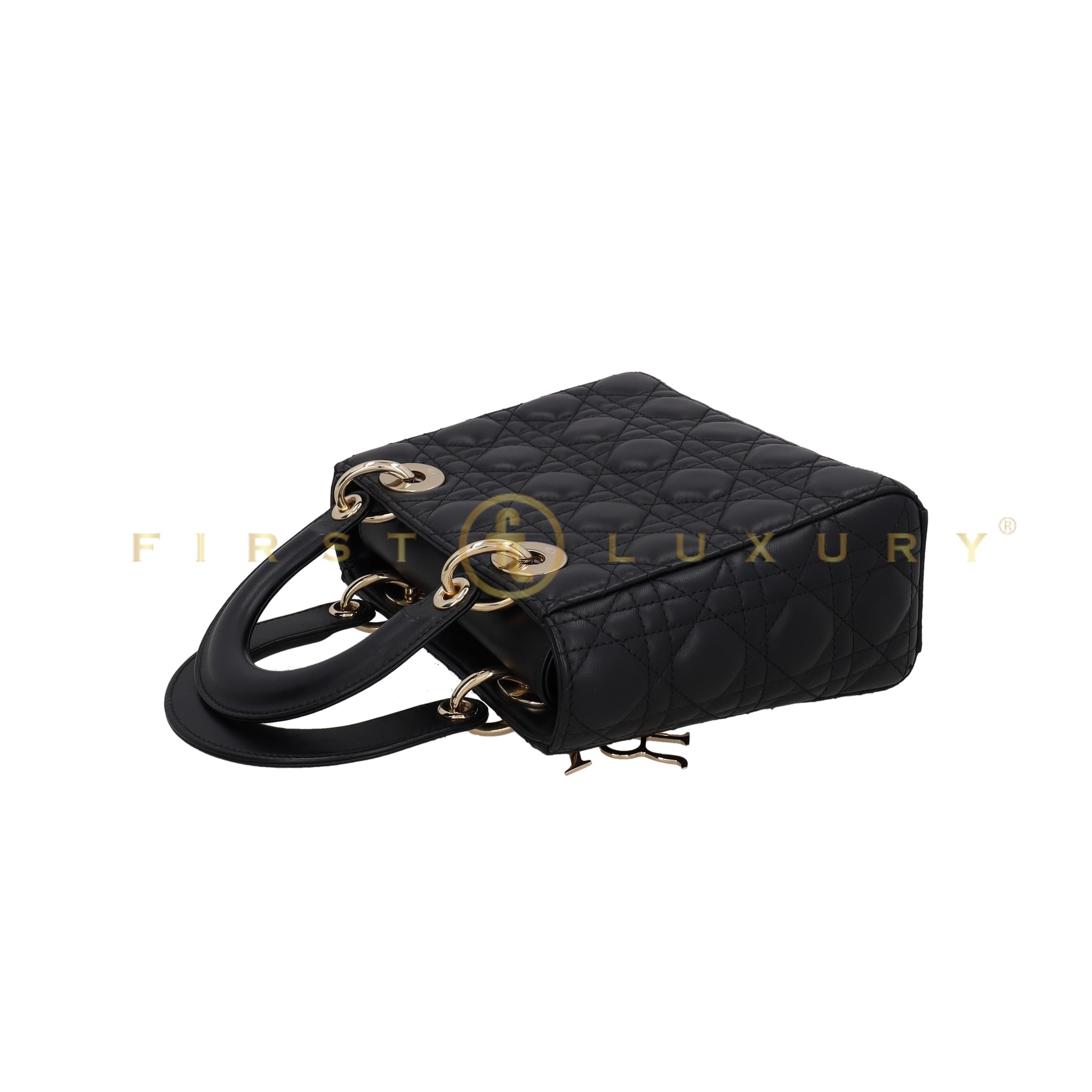 default-img