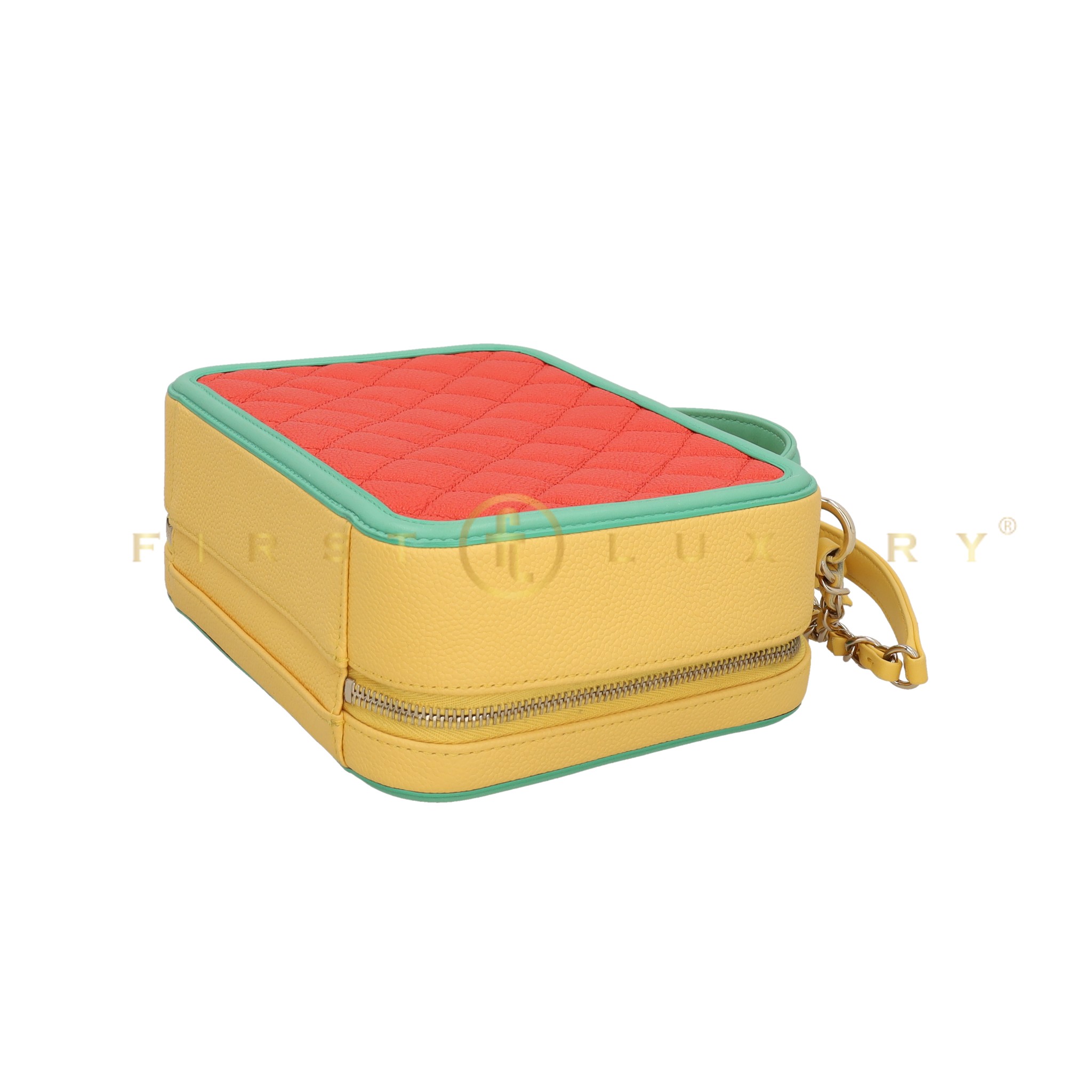 default-img