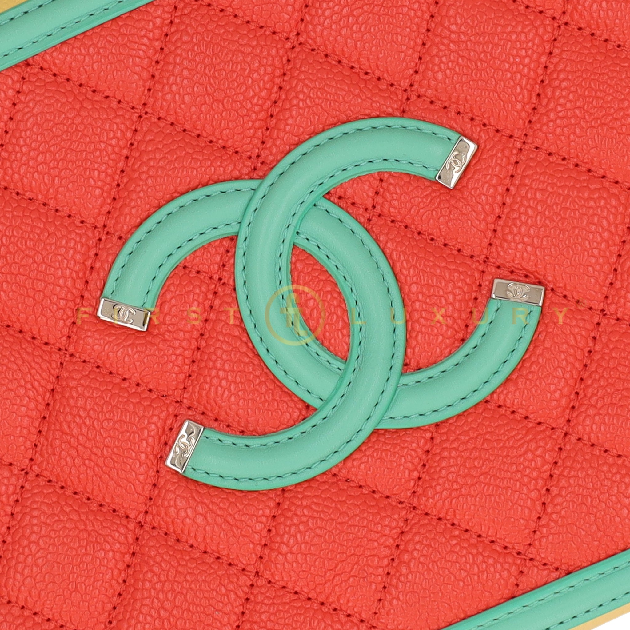 default-img