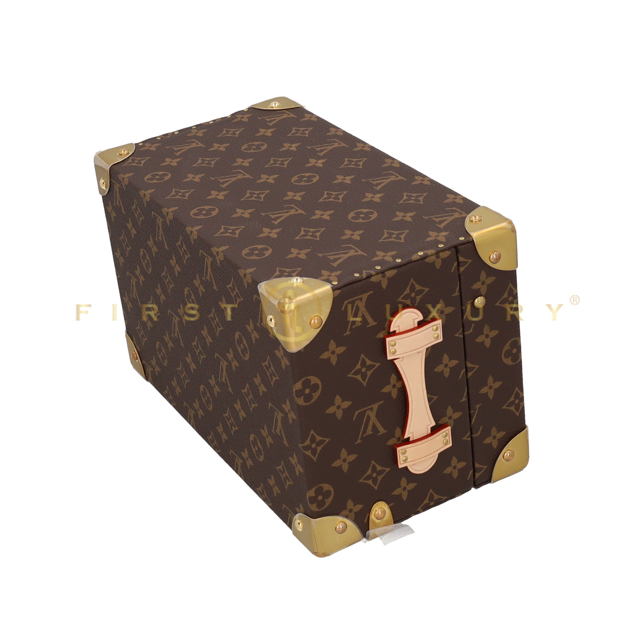 default-img