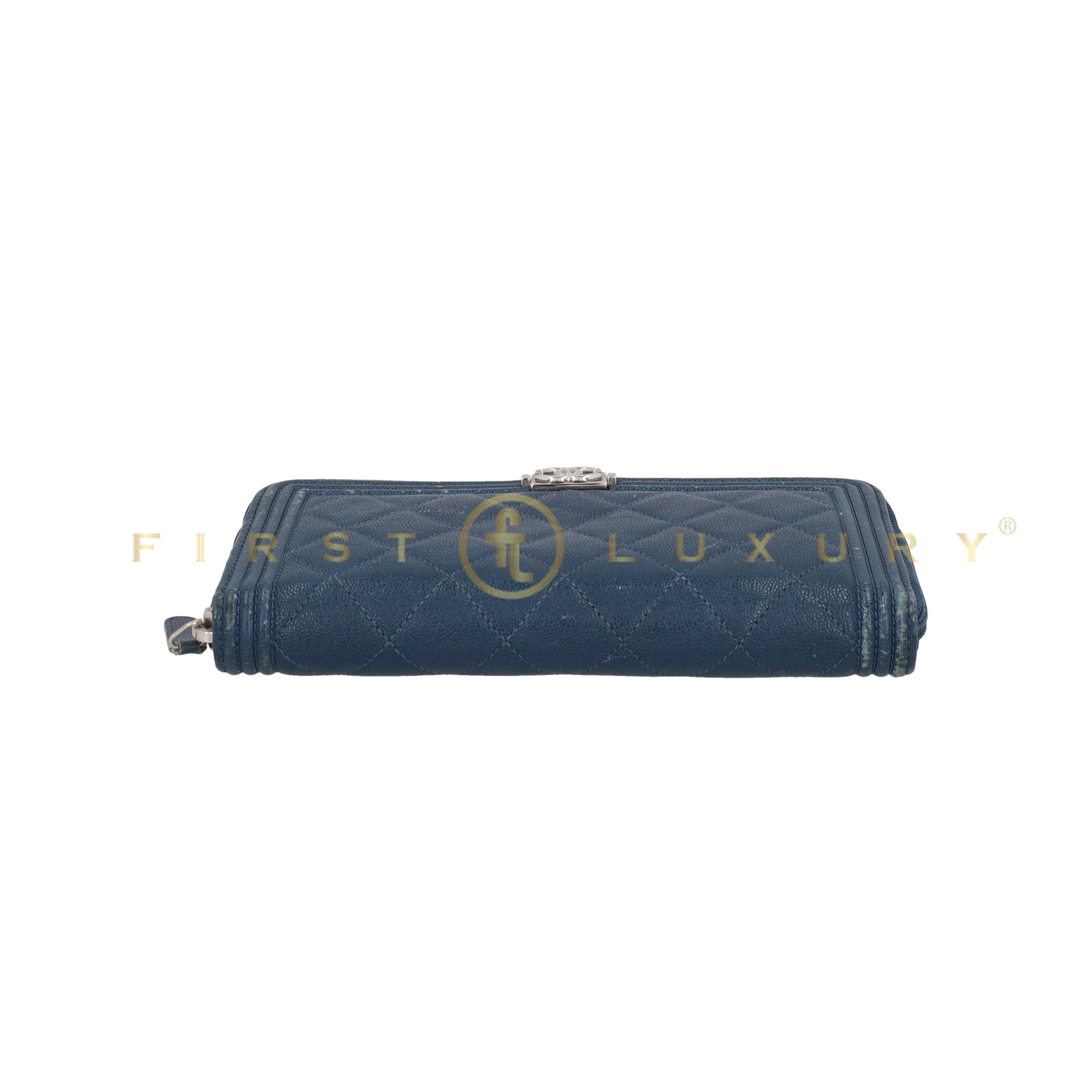 default-img