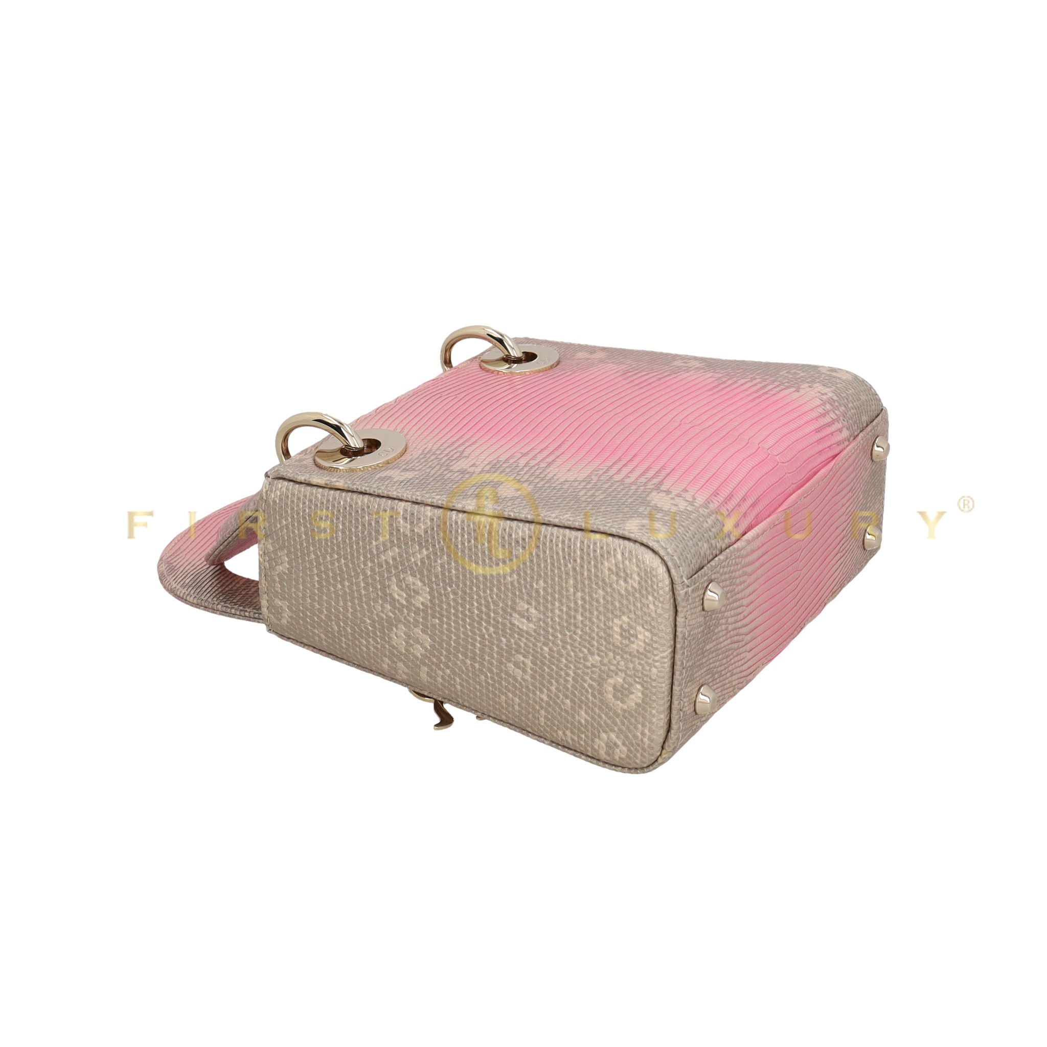 default-img