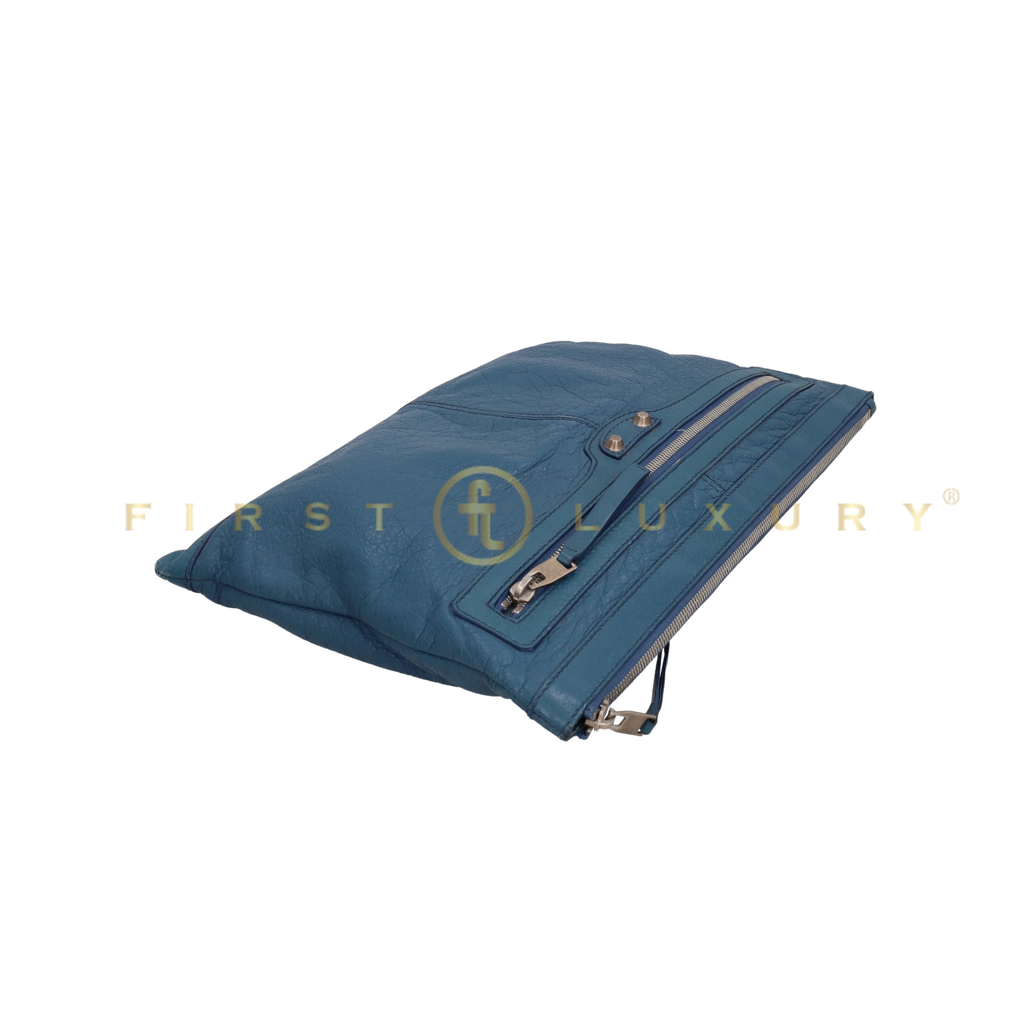 default-img
