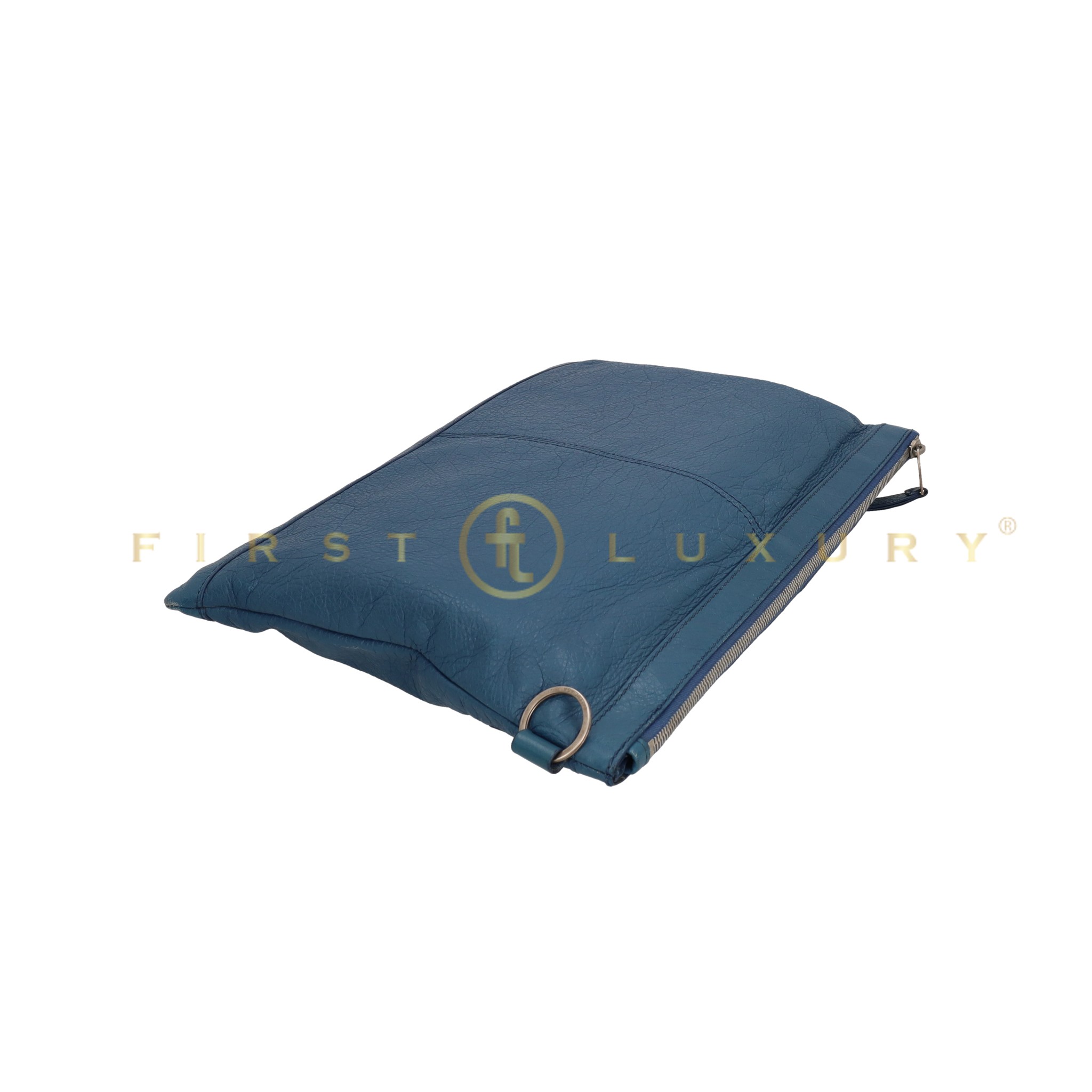 default-img