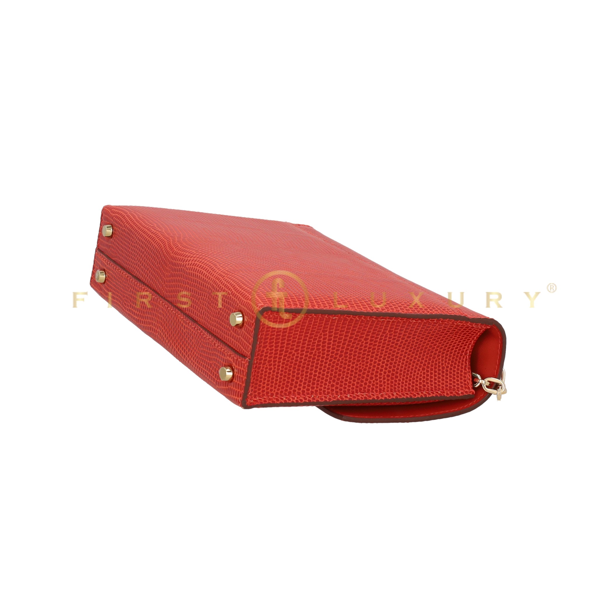 default-img