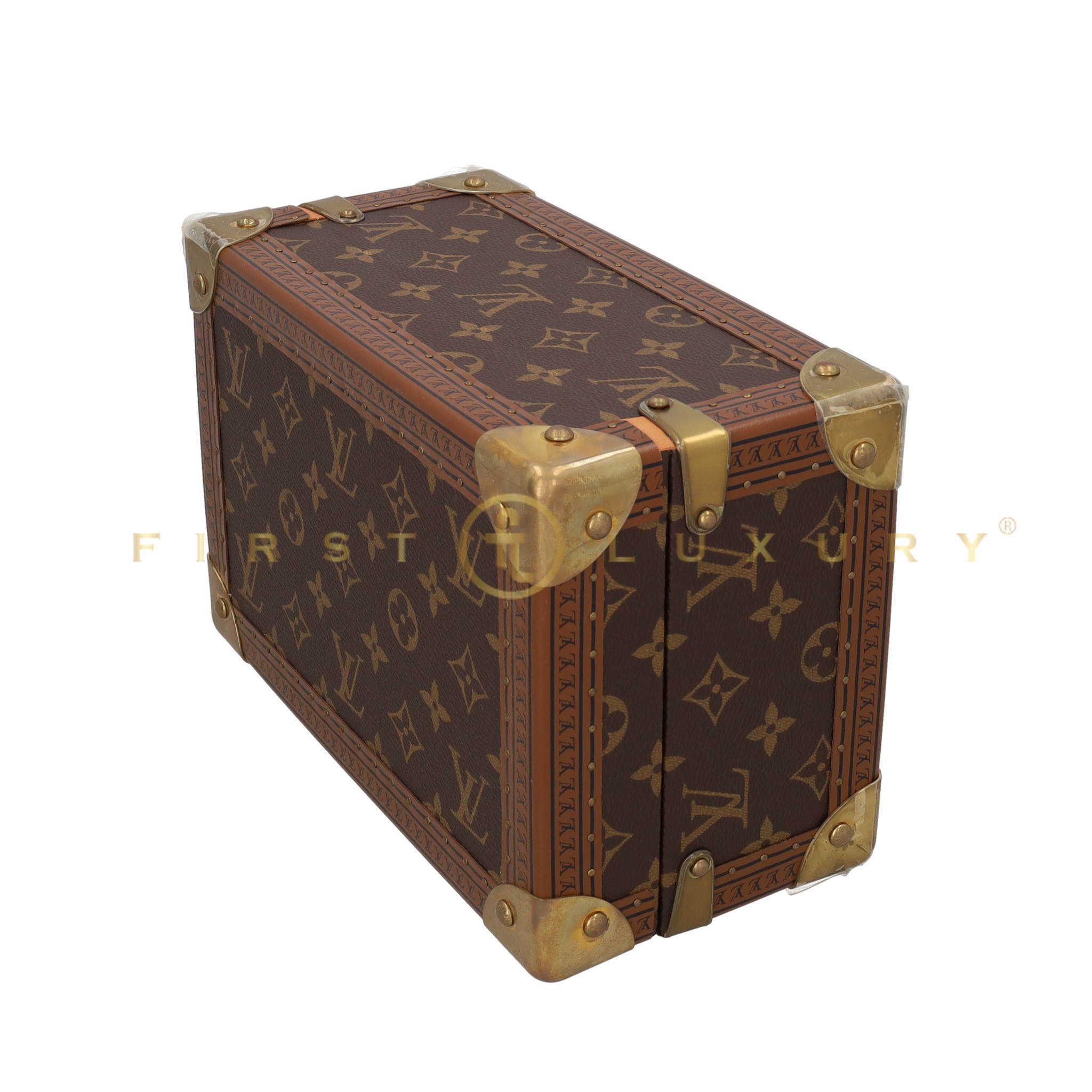 default-img