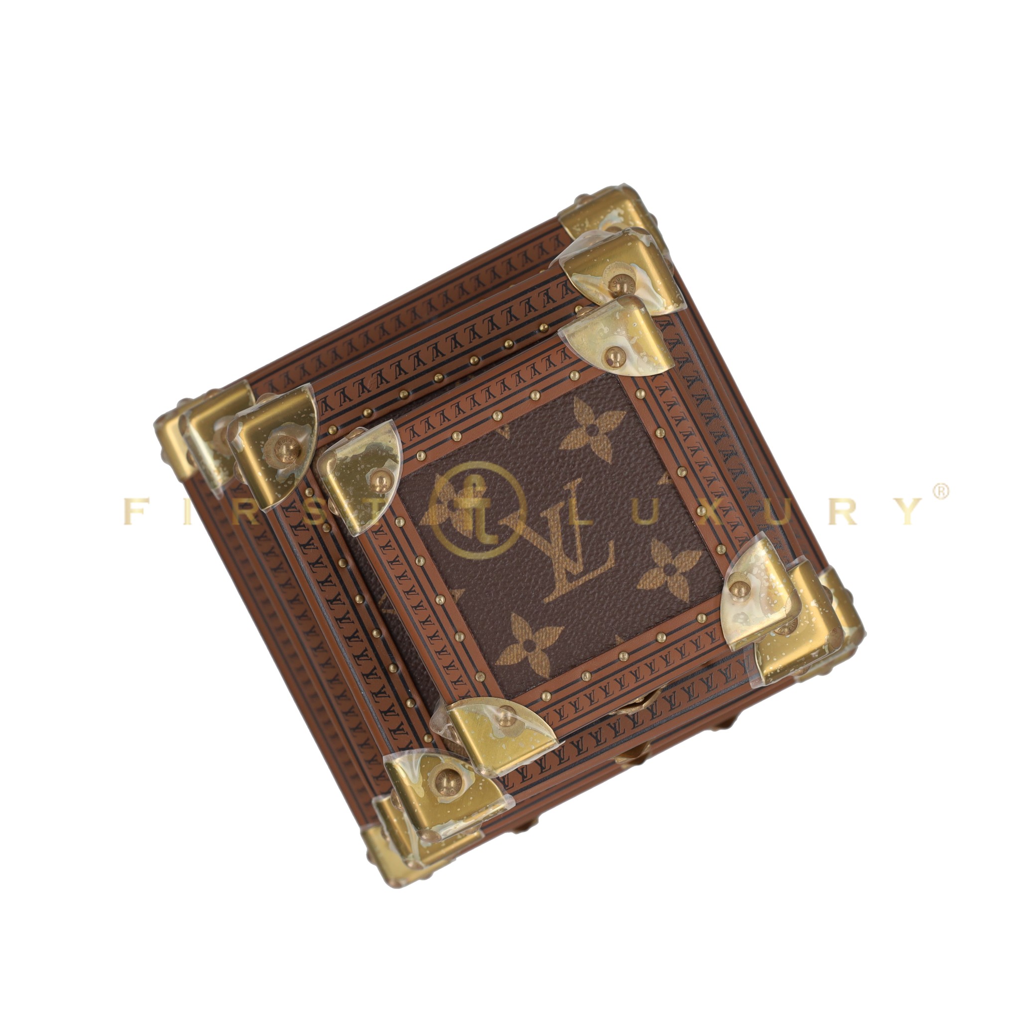 default-img