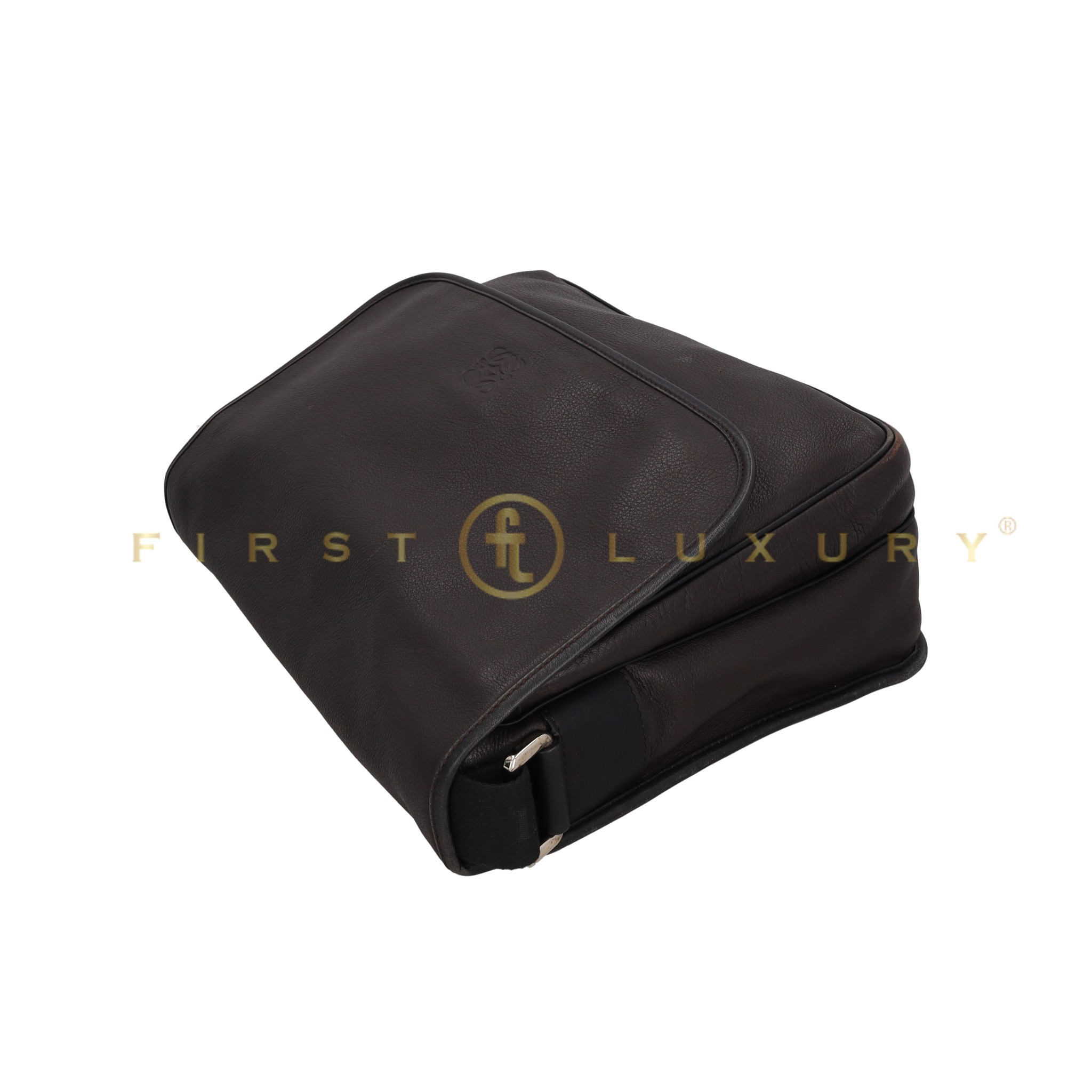 default-img