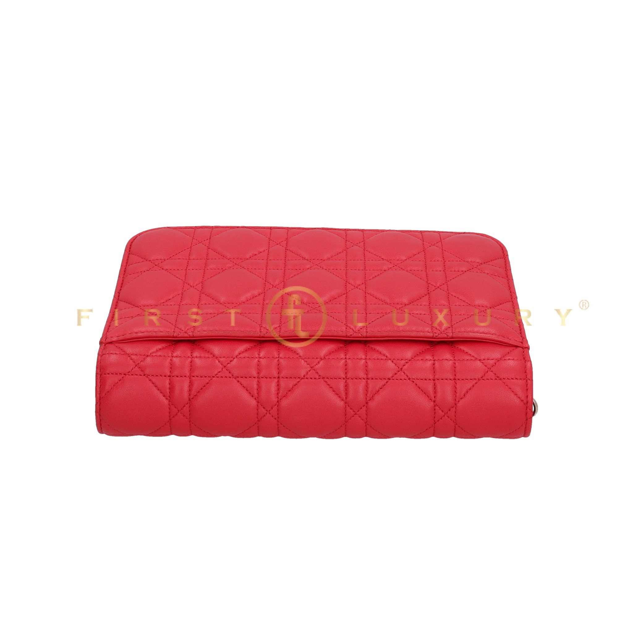 default-img