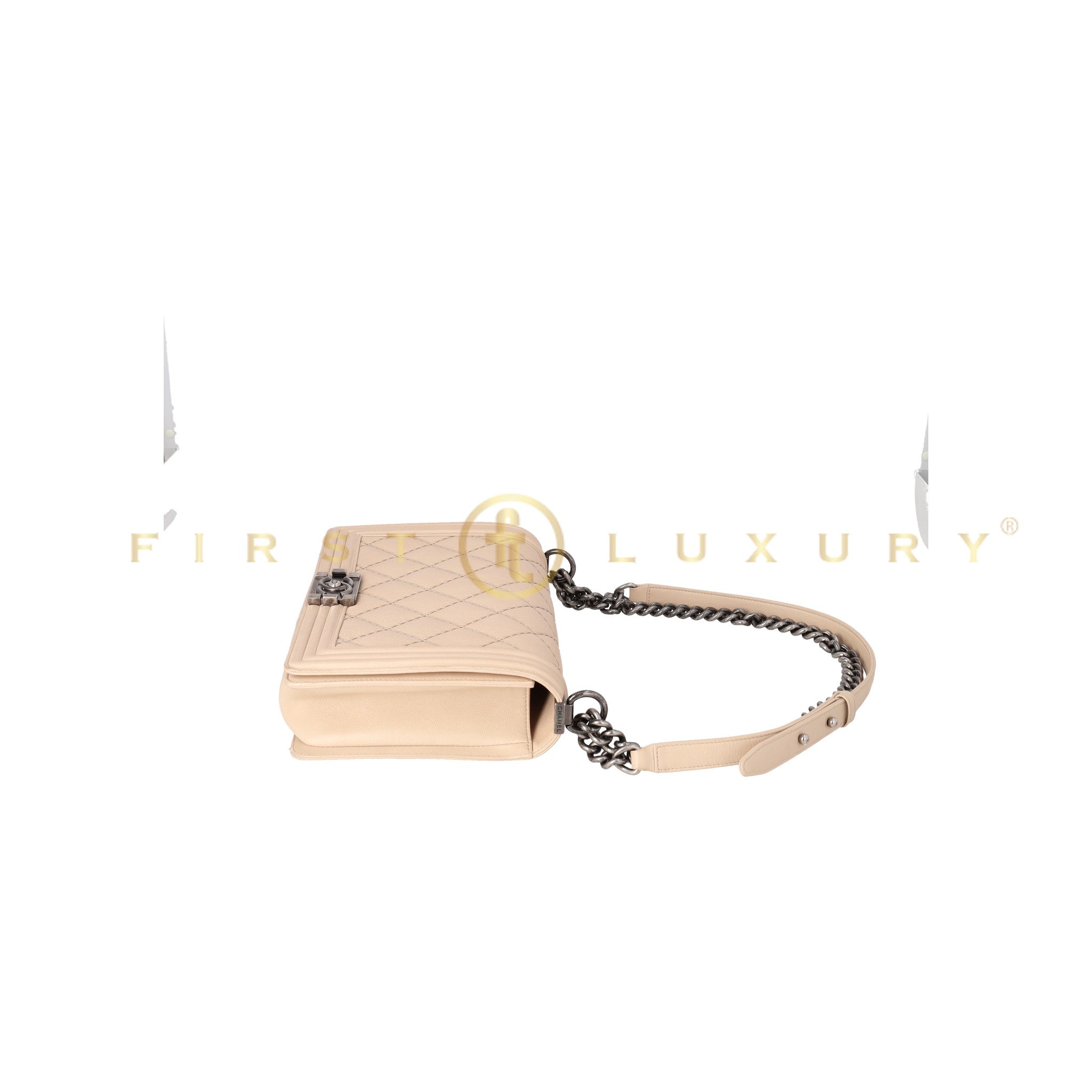 default-img