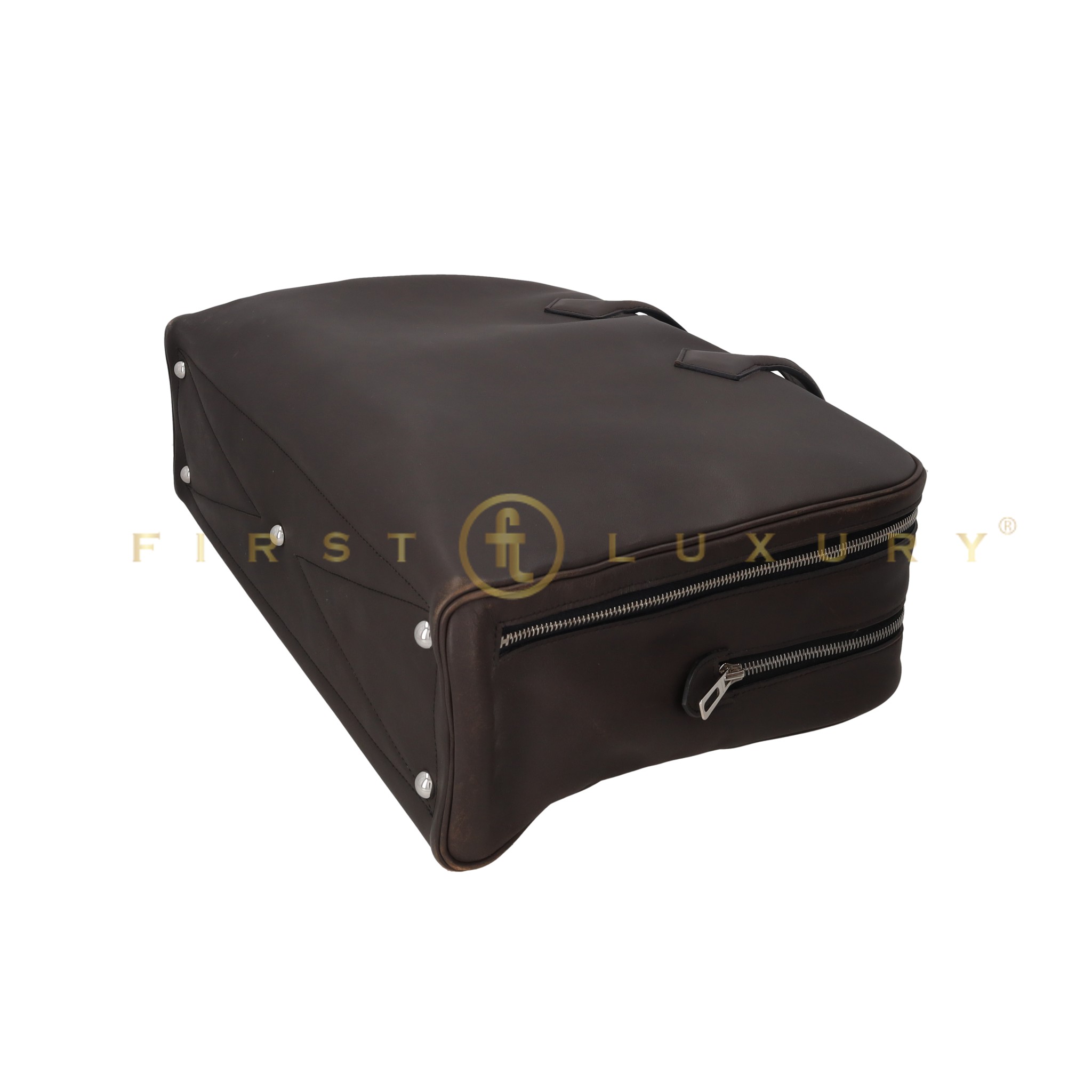 default-img