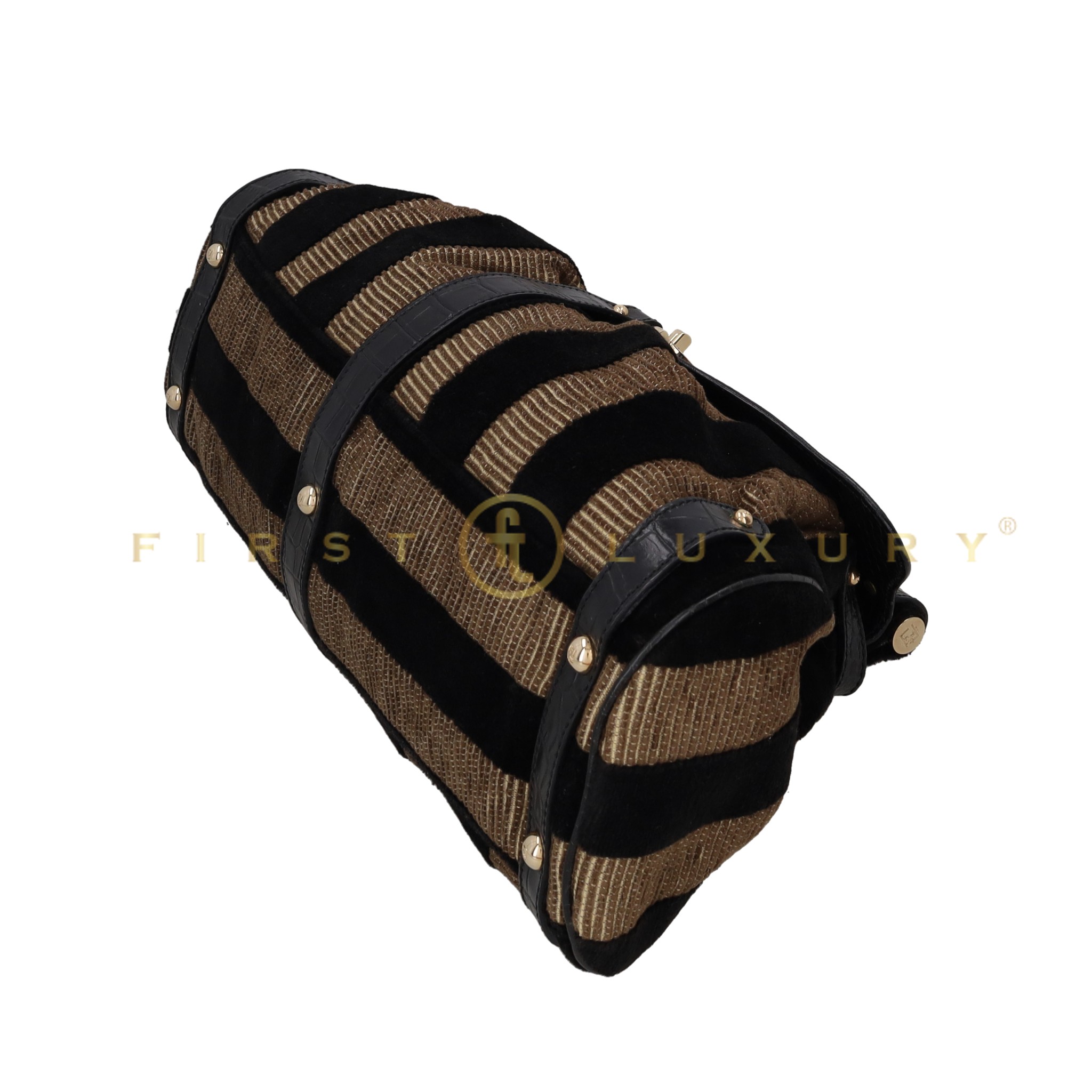 default-img