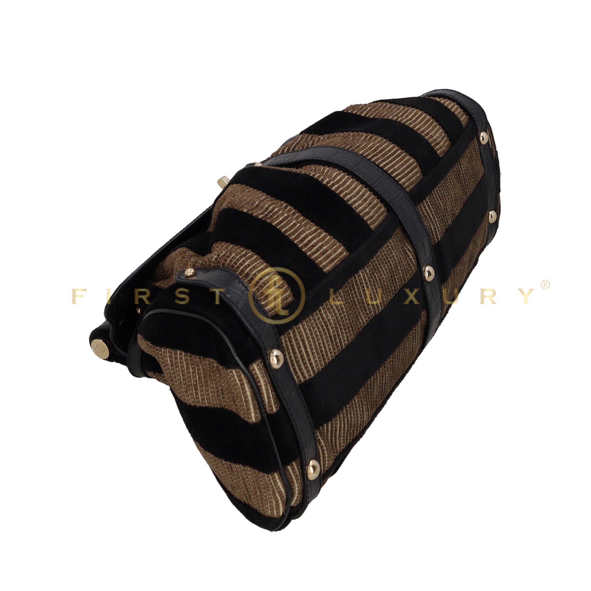 default-img